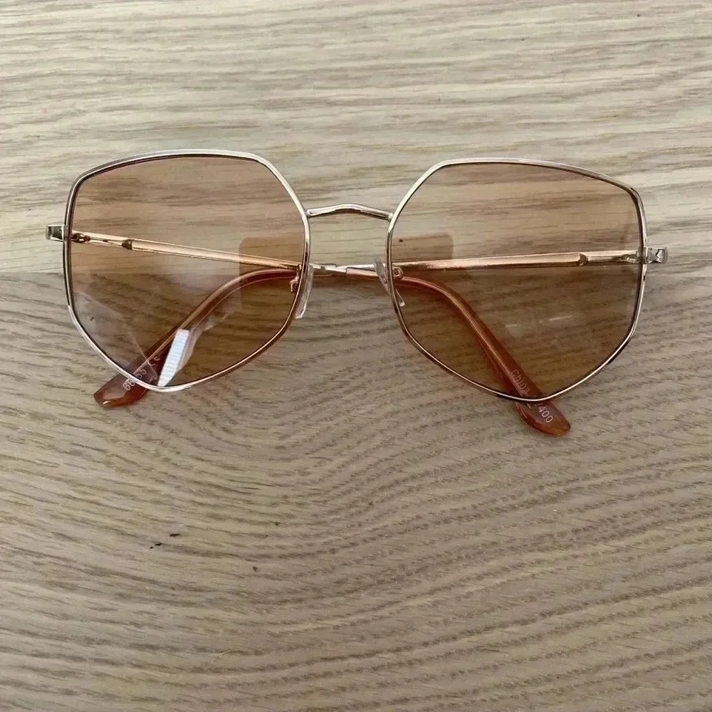🆕Fashion Gold Metal Frame Sunglasses🆕